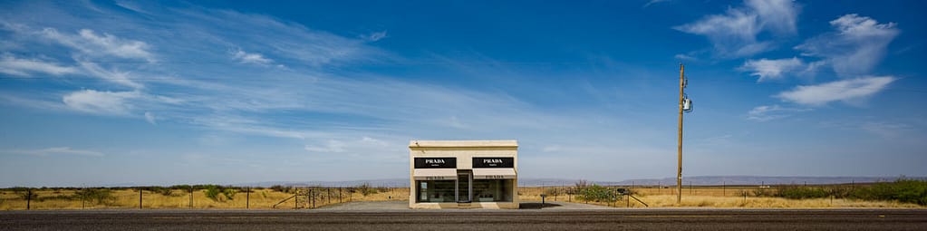 prada marfa panorama