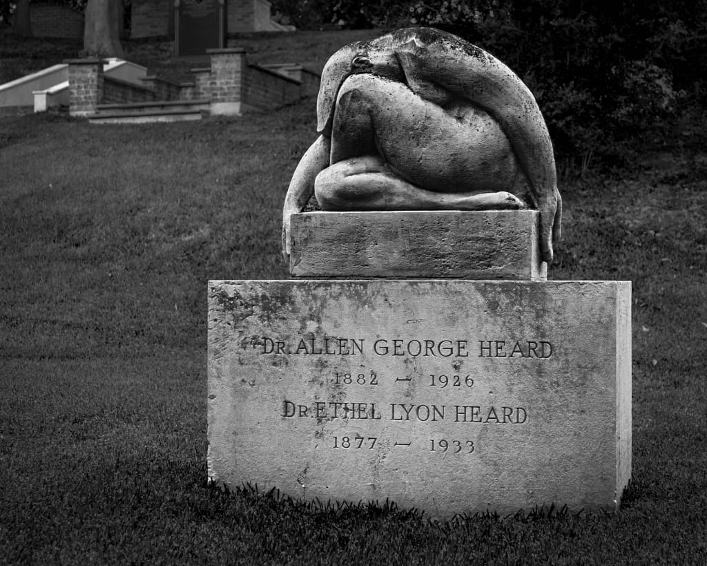 Visual Epitaph - Solitude In Caen - Drs. Heard