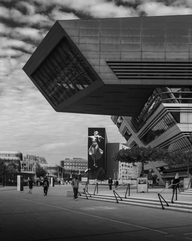 The Library And Learning Center - Vienna University of Economics and Business